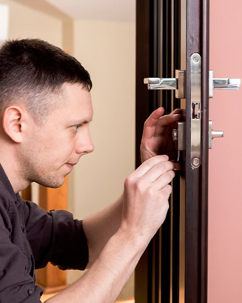 : Professional Locksmith For Commercial And Residential Locksmith Services in Rock Island, IL